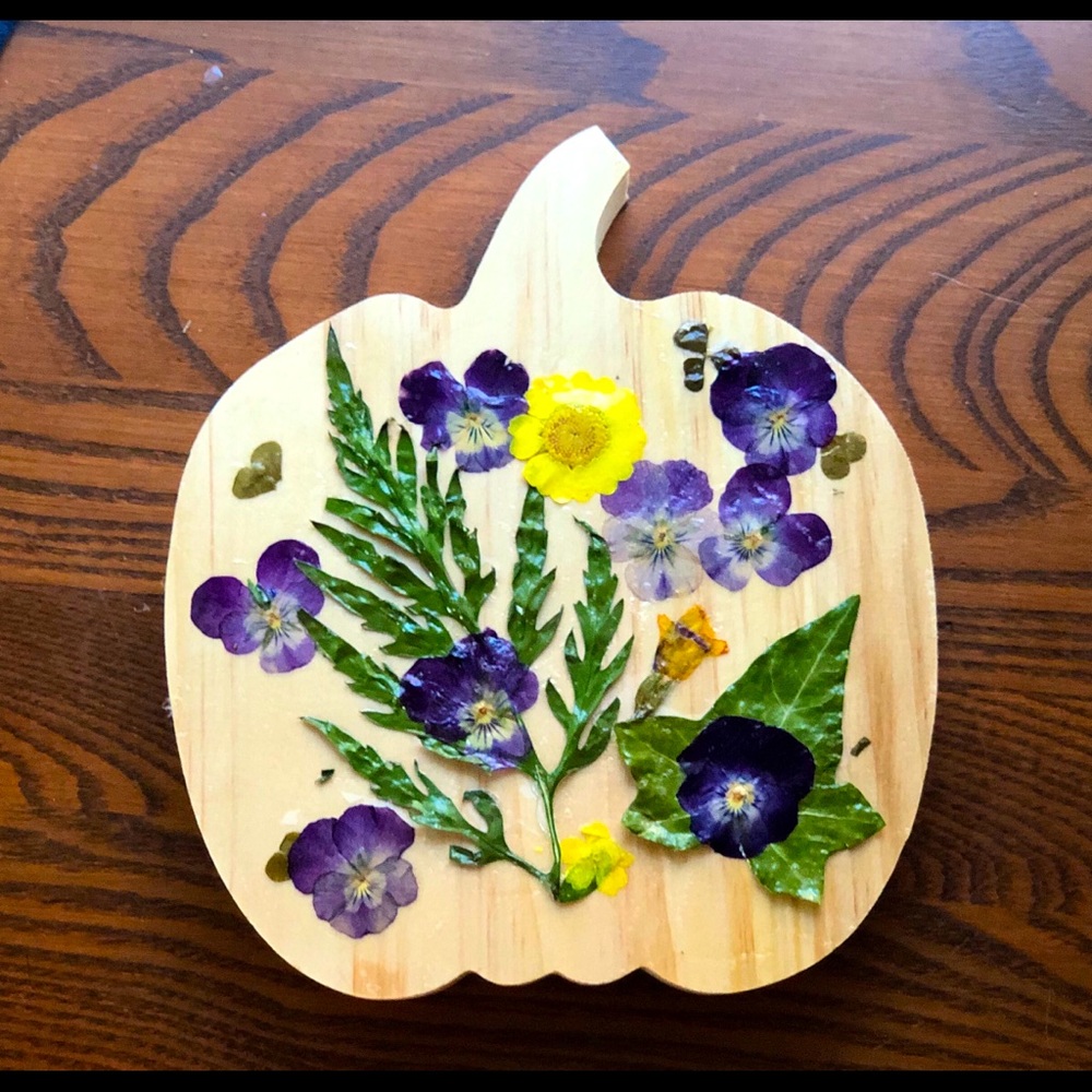 Wooden Floral Pumpkin